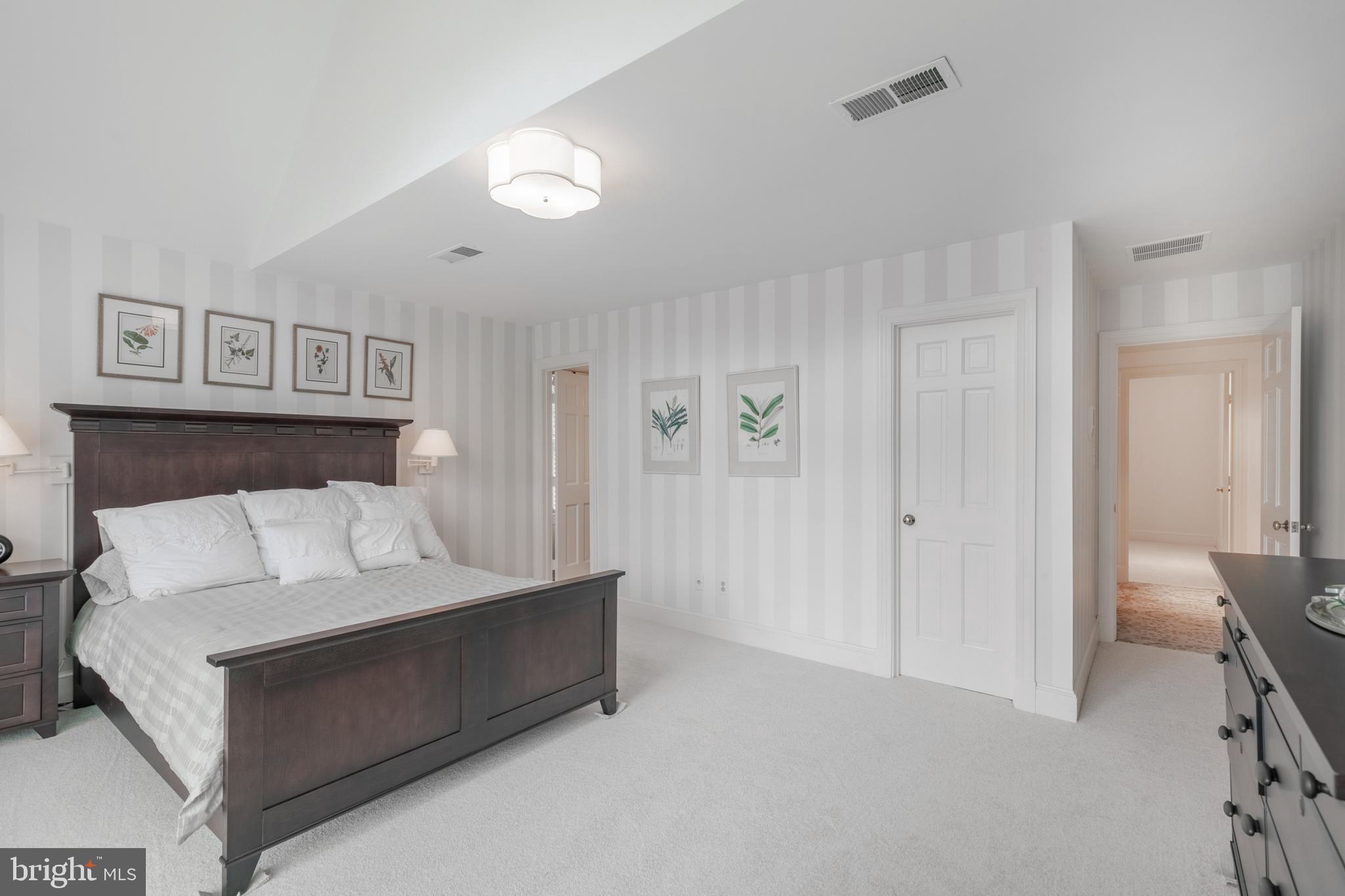 LINGANORE - Residential