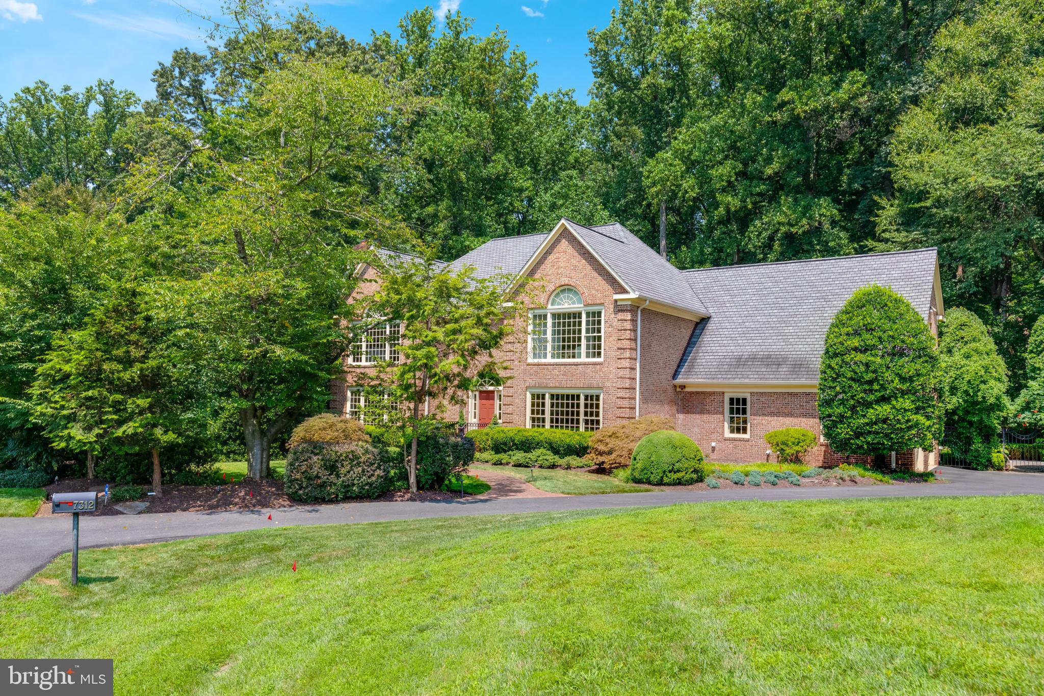 LINGANORE - Residential