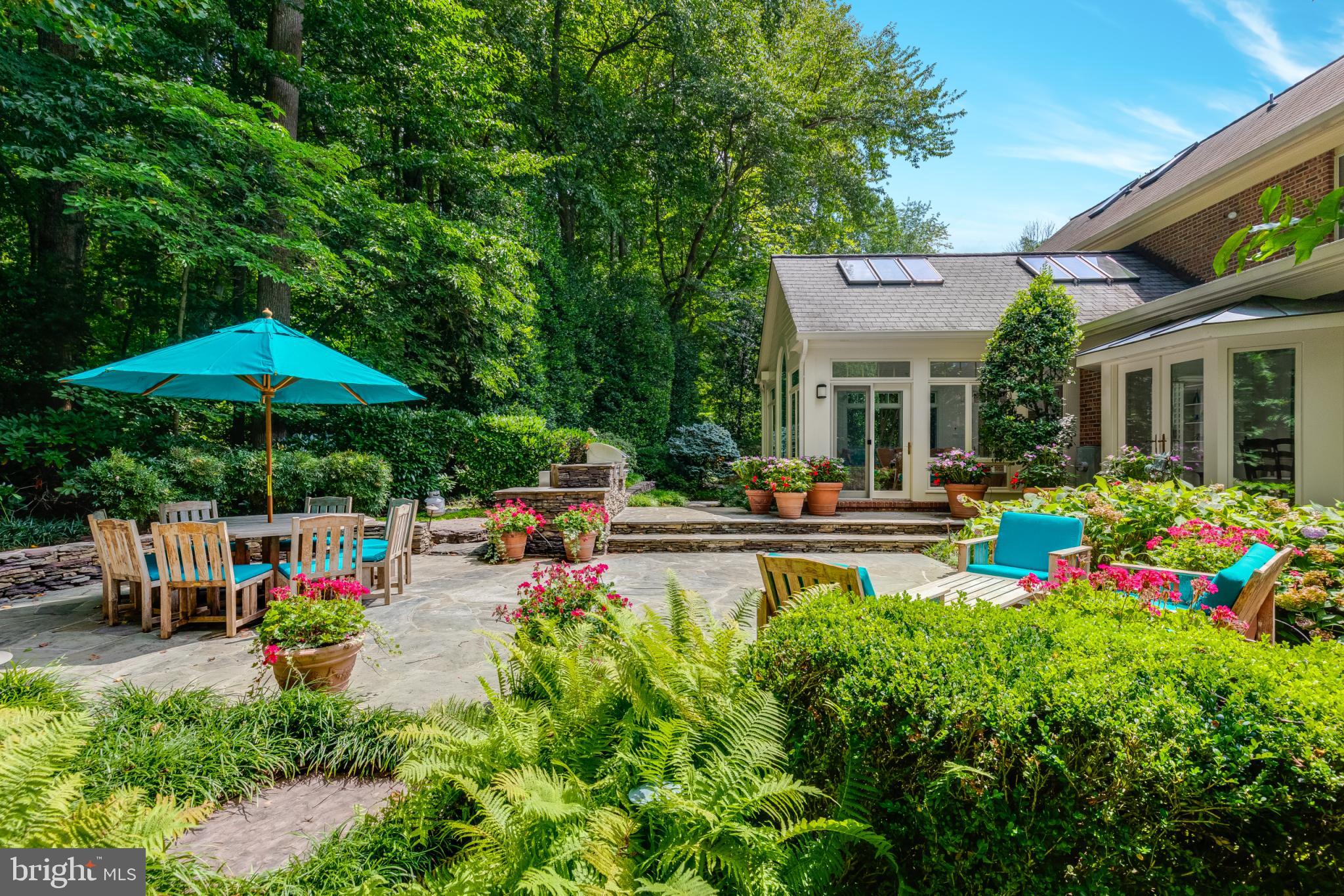 LINGANORE - Residential