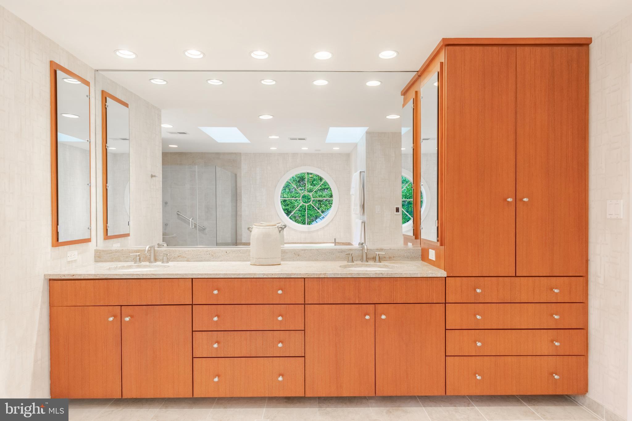 LINGANORE - Residential