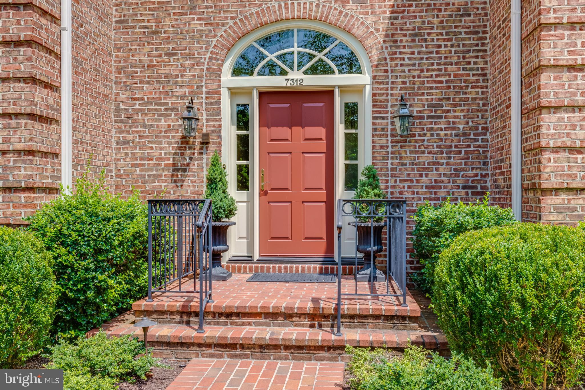 LINGANORE - Residential