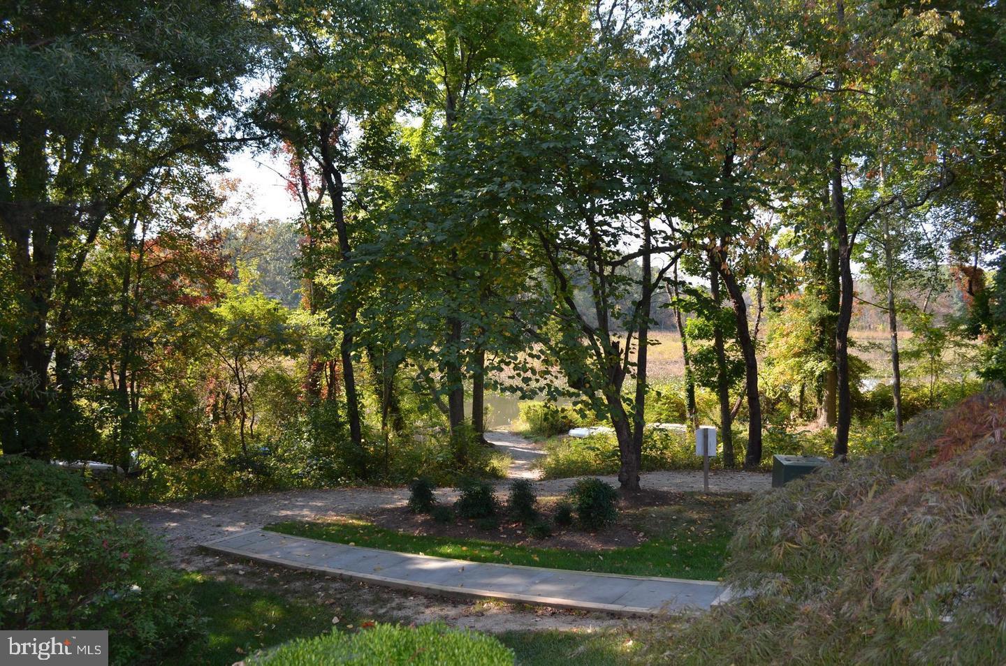 HUNTINGTON AT MT VERNON - Residential Lease