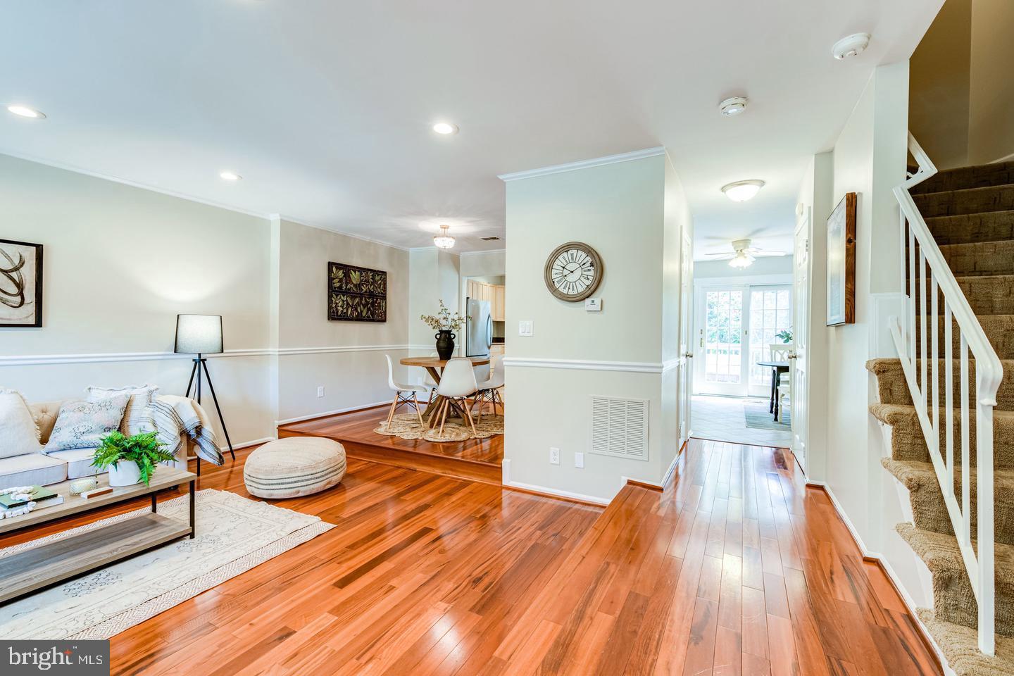 HUNTINGTON AT MT VERNON - Residential Lease