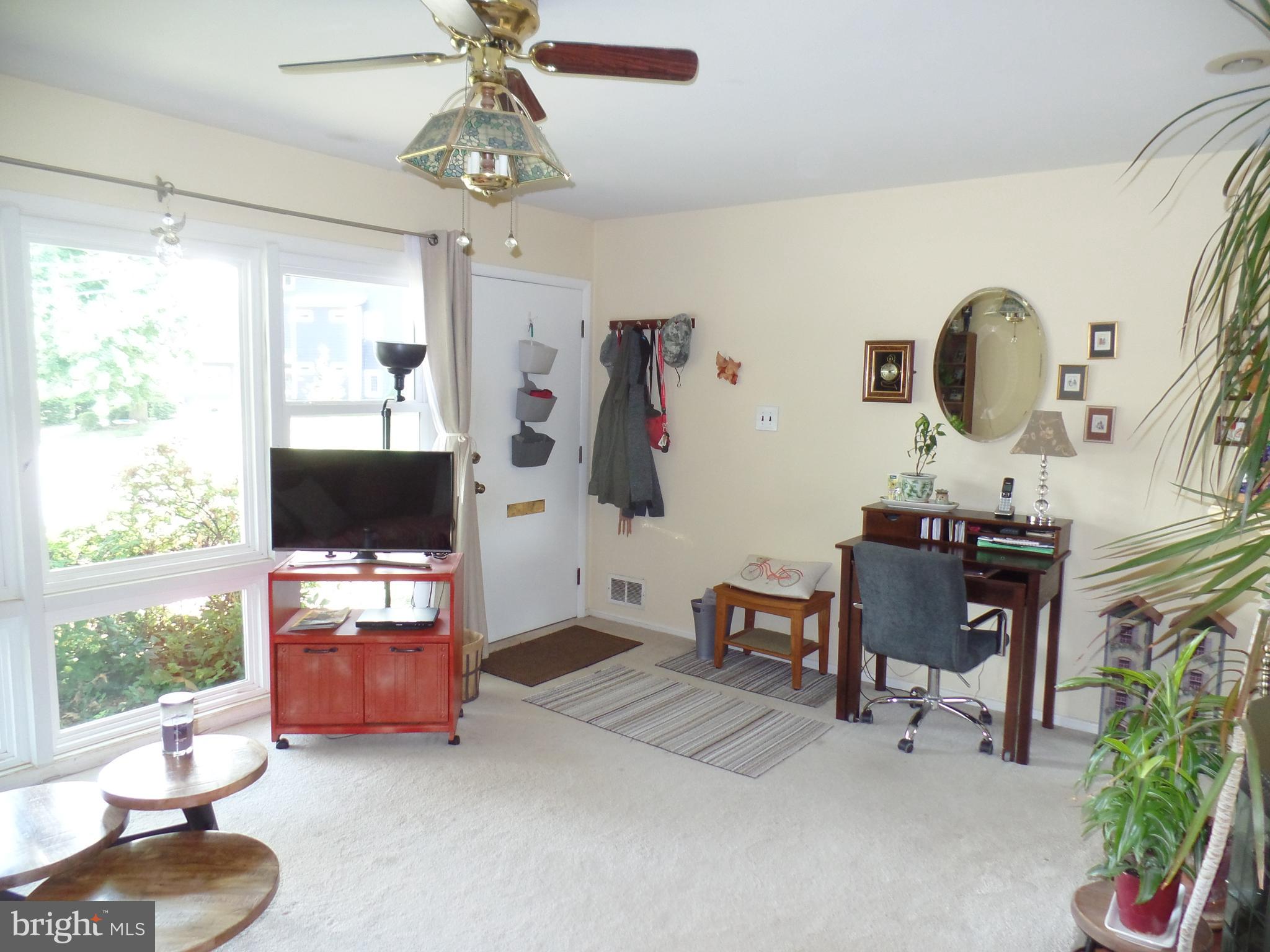 PIMMIT HILLS - Residential