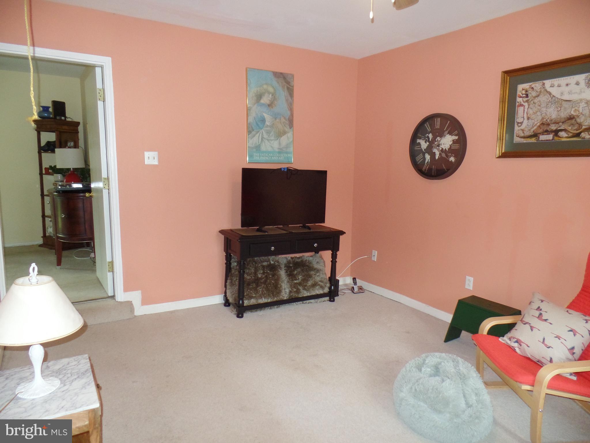 PIMMIT HILLS - Residential