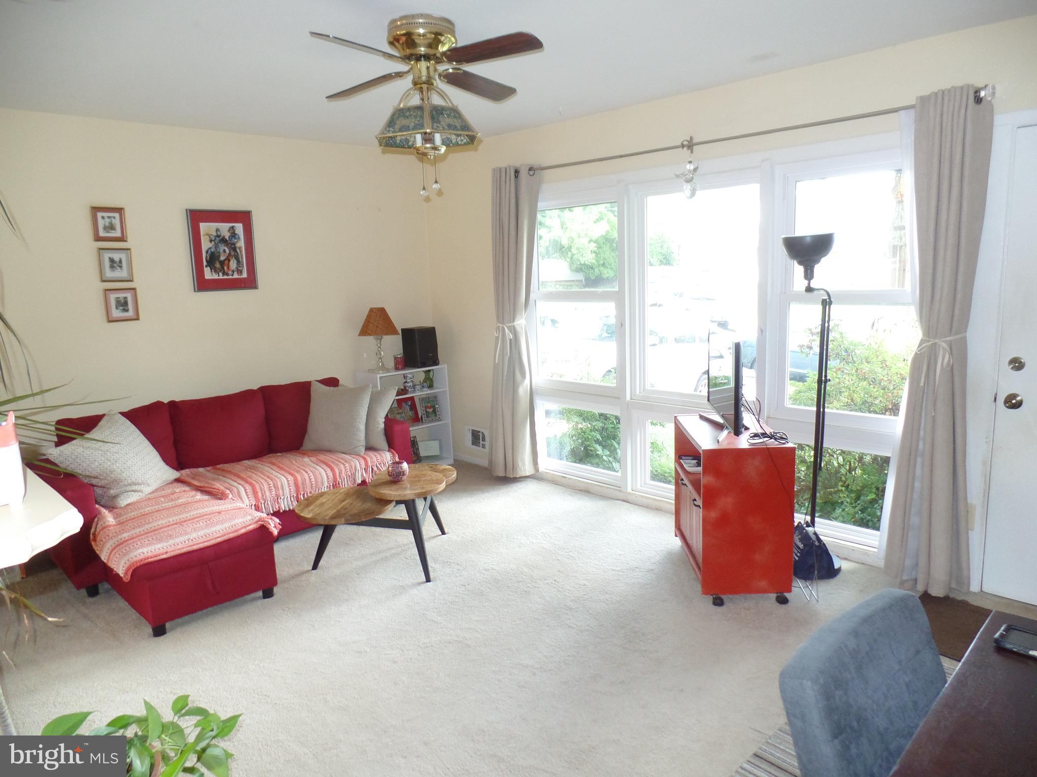 PIMMIT HILLS - Residential