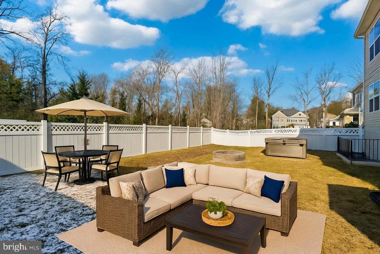 HILLTOP ESTATES - Residential