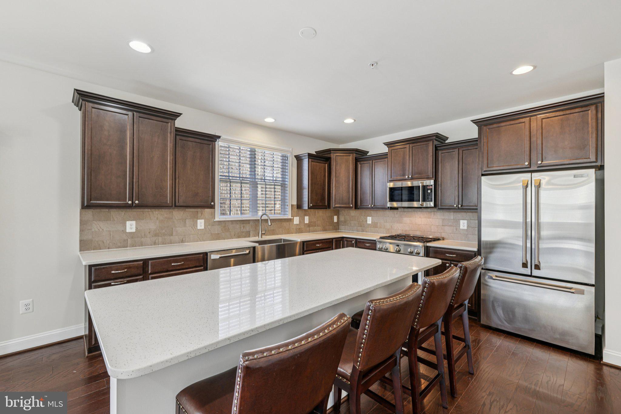 HILLTOP ESTATES - Residential