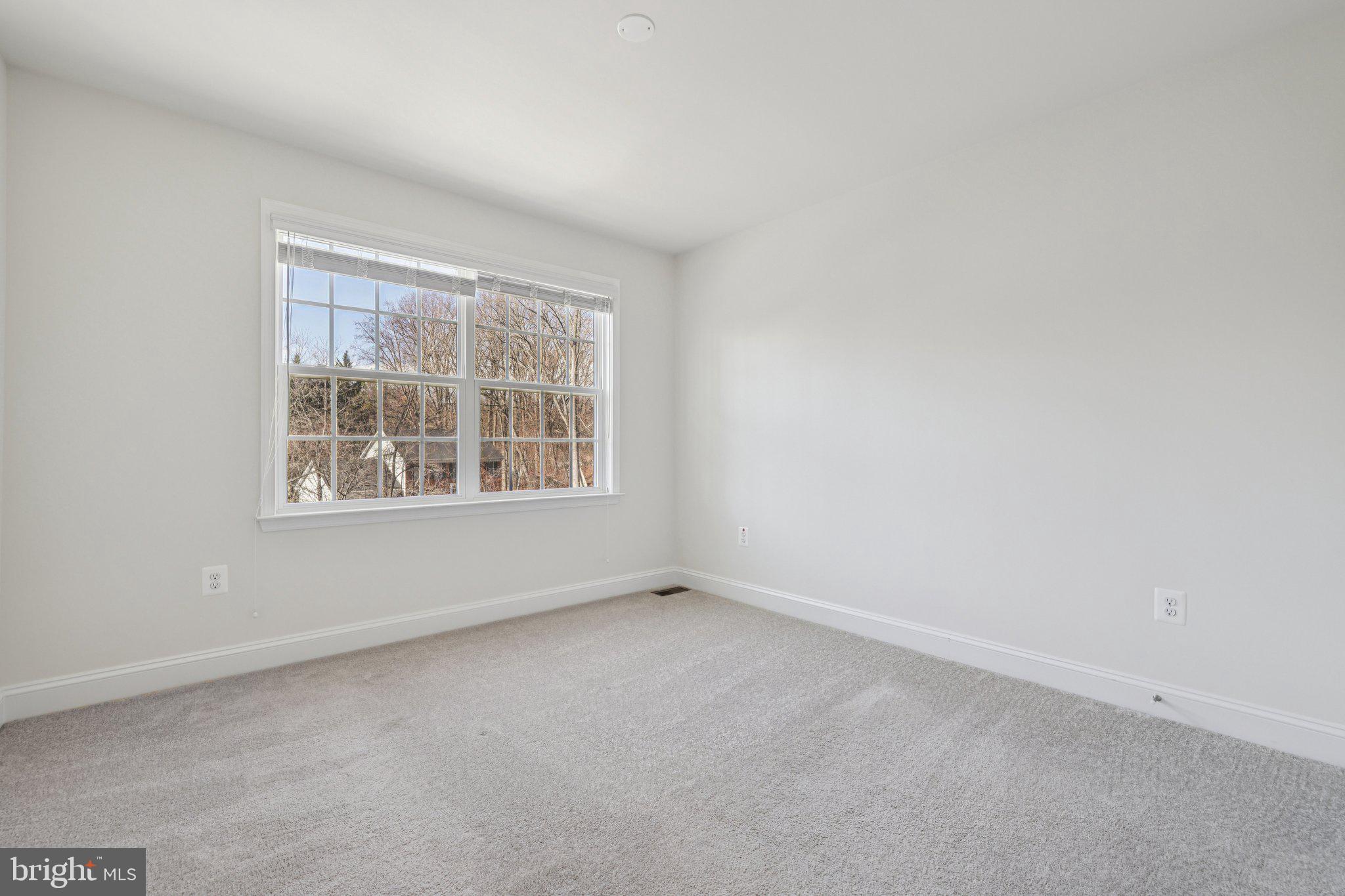 HILLTOP ESTATES - Residential