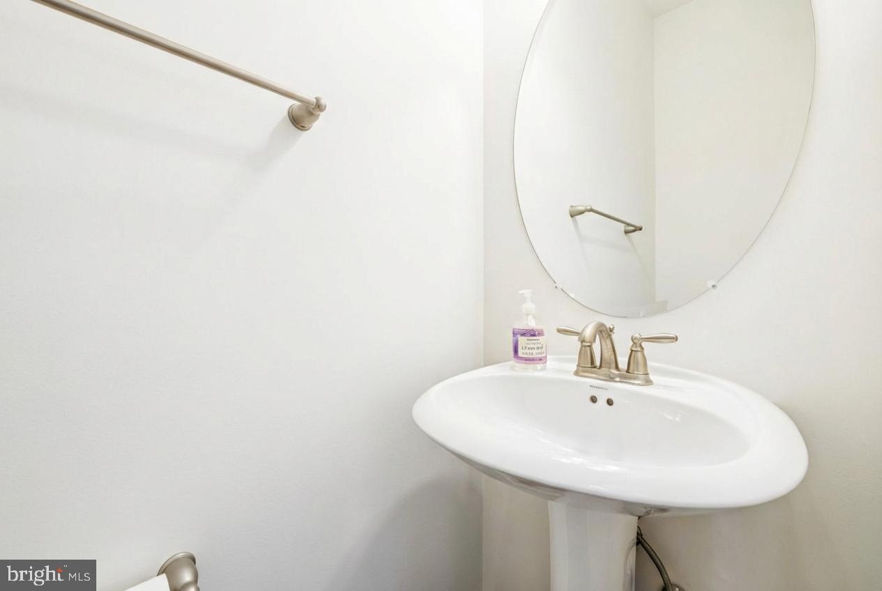 HILLTOP ESTATES - Residential