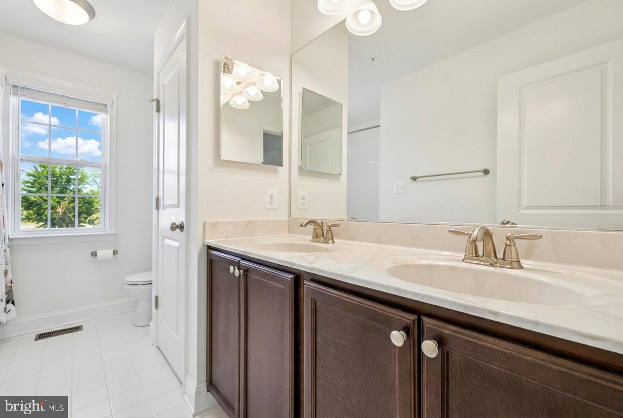 HILLTOP ESTATES - Residential