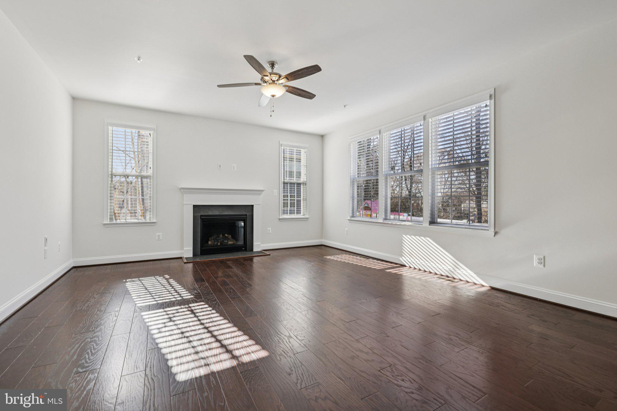 HILLTOP ESTATES - Residential