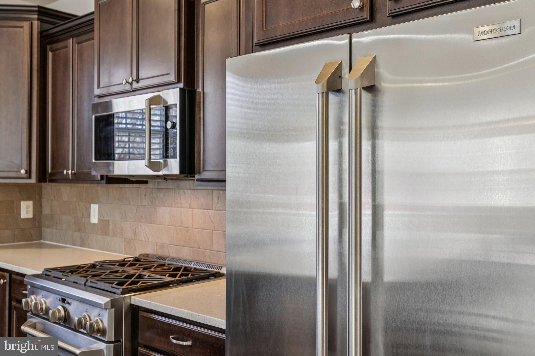 HILLTOP ESTATES - Residential