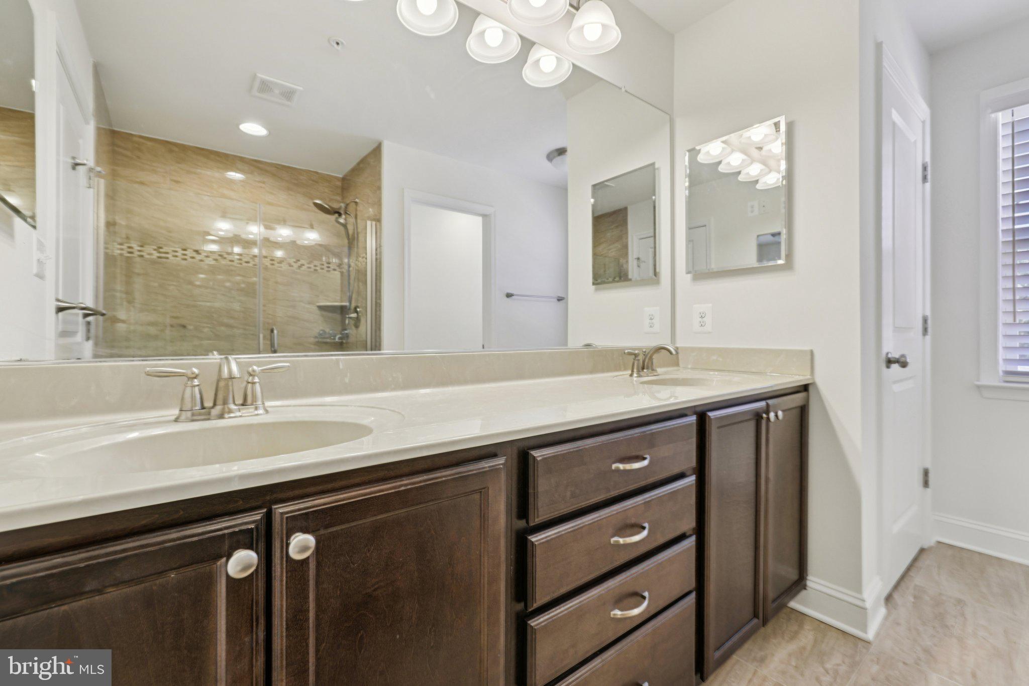 HILLTOP ESTATES - Residential