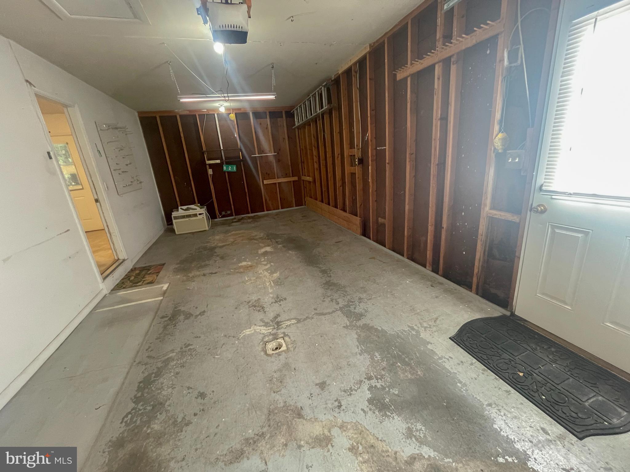 INDIAN SPRINGS ESTATES - Residential