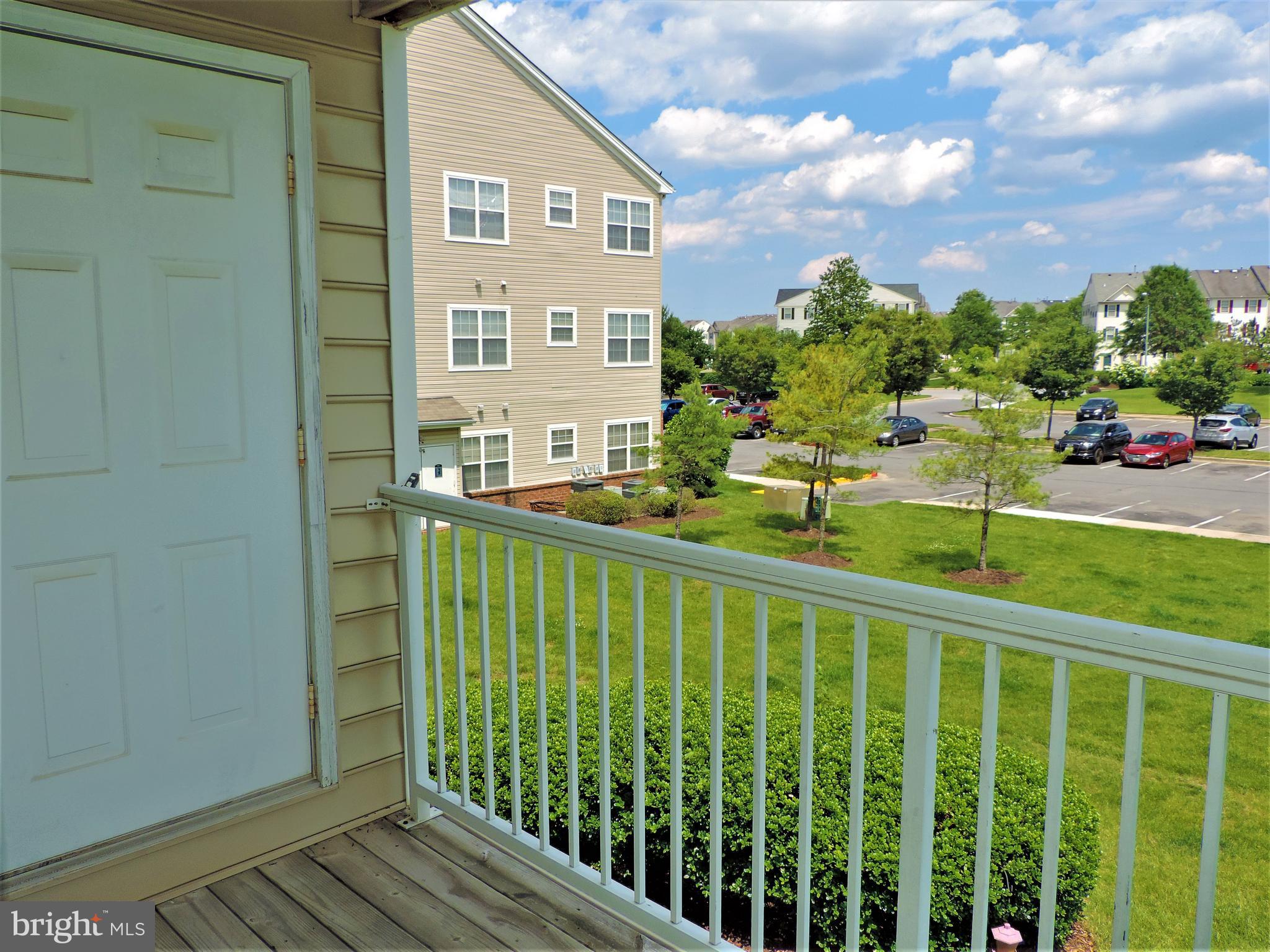 SAYBROOKE LANDING AT SEVEN OAKS CONDOMINIUM - Residential