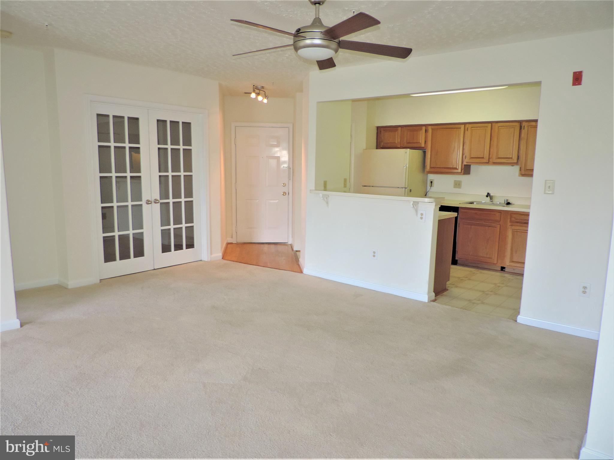 SAYBROOKE LANDING AT SEVEN OAKS CONDOMINIUM - Residential