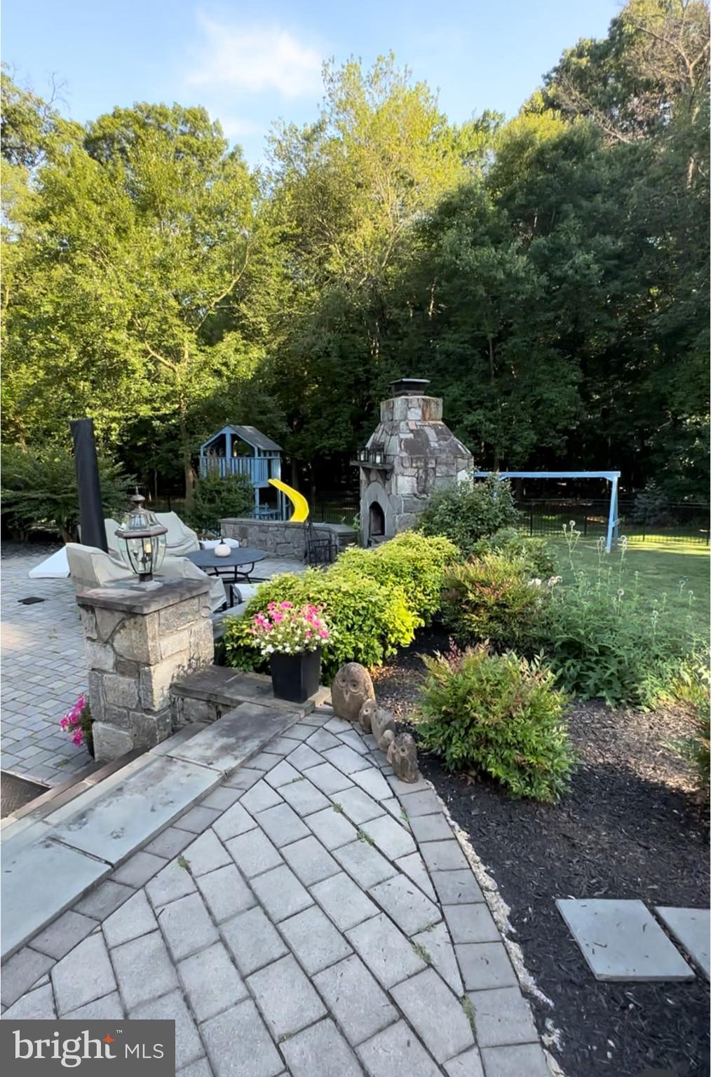 HIGHLAND - Residential