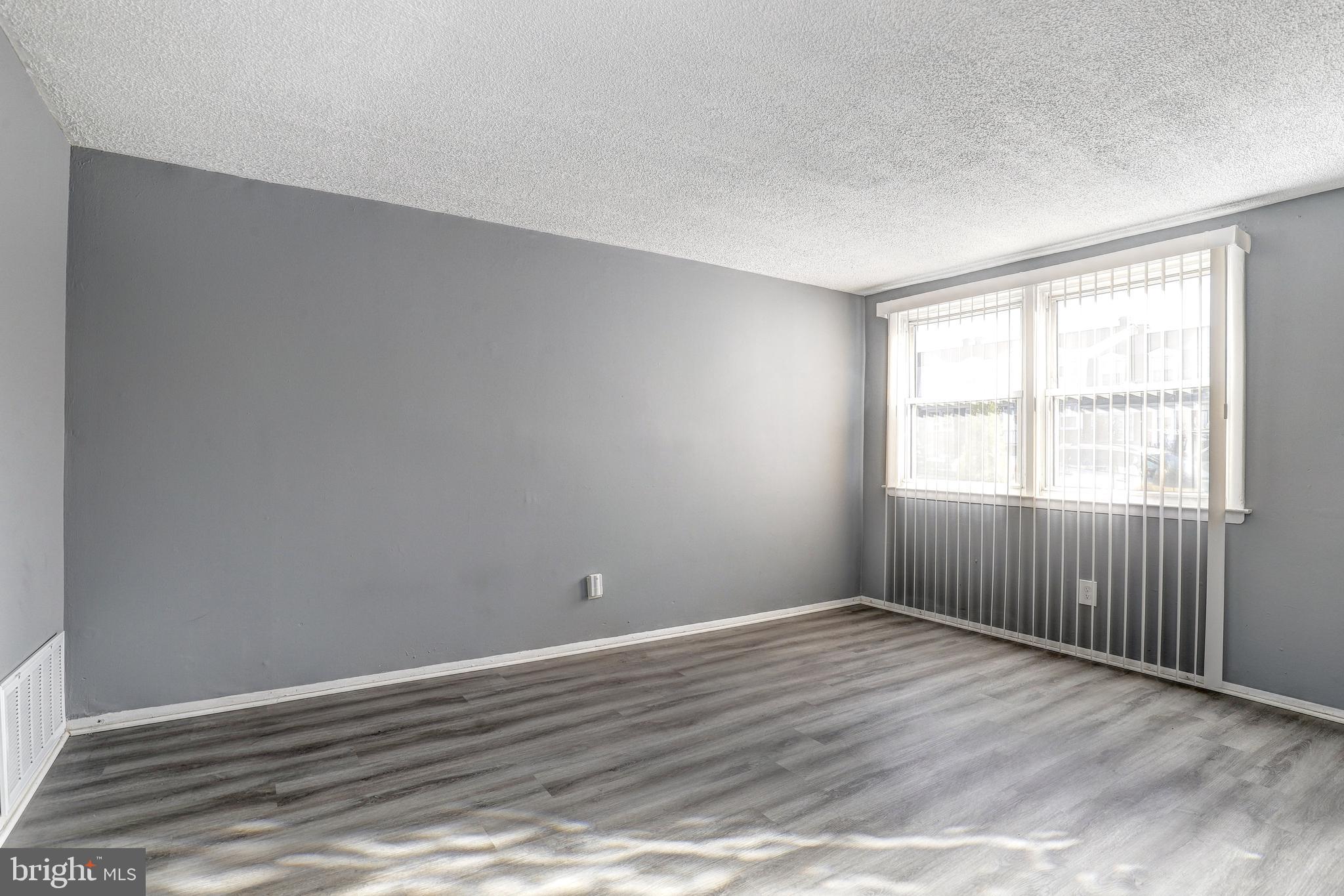 LAKELAND - Residential