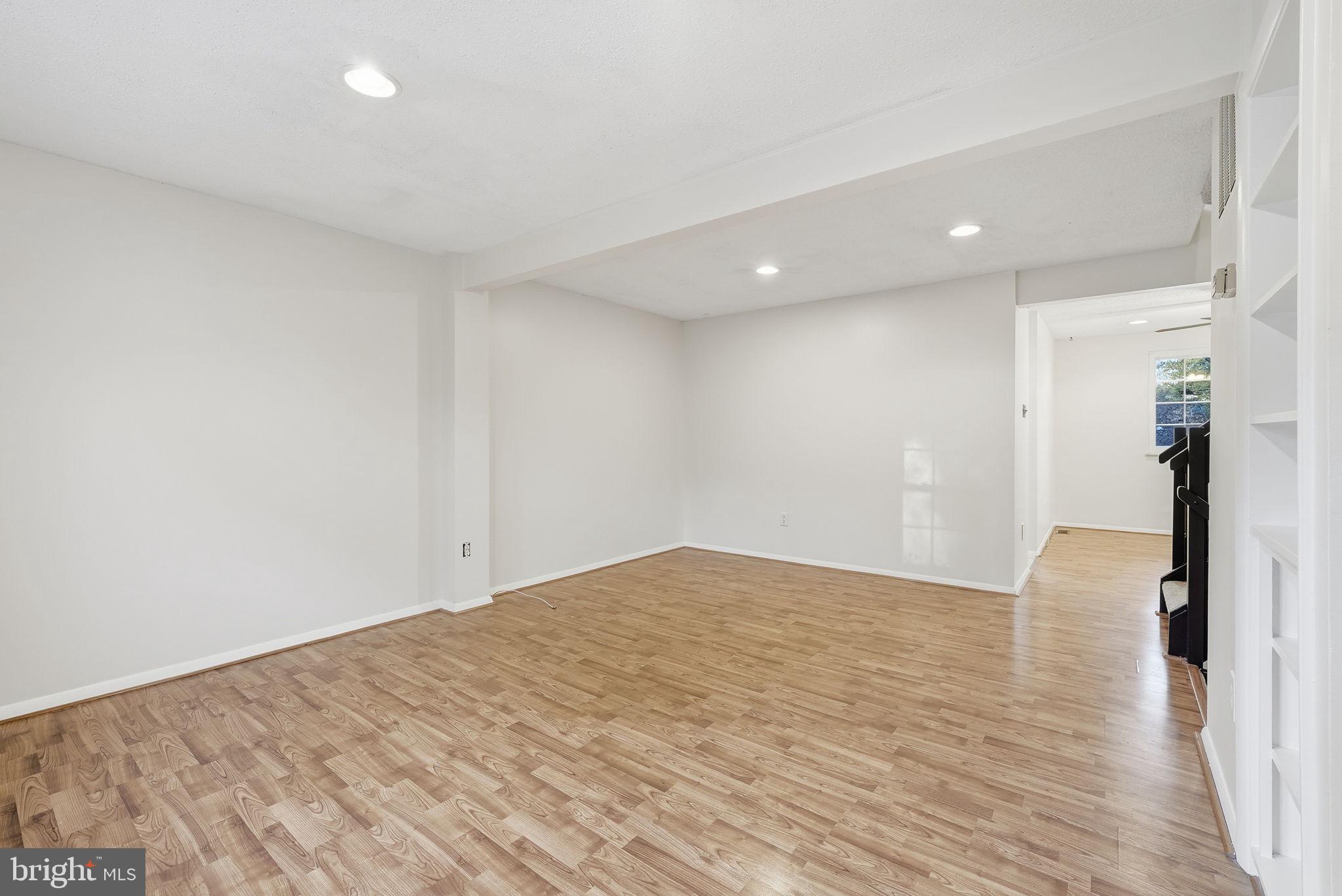 BURKE VILLAGE - Residential Lease