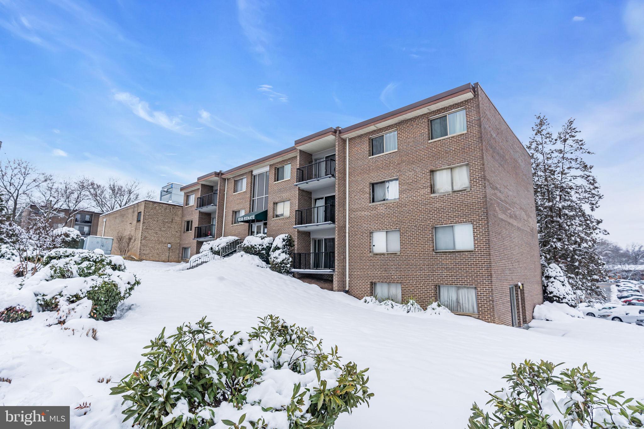 OCCOQUAN RIDGE CONDO - Residential Lease