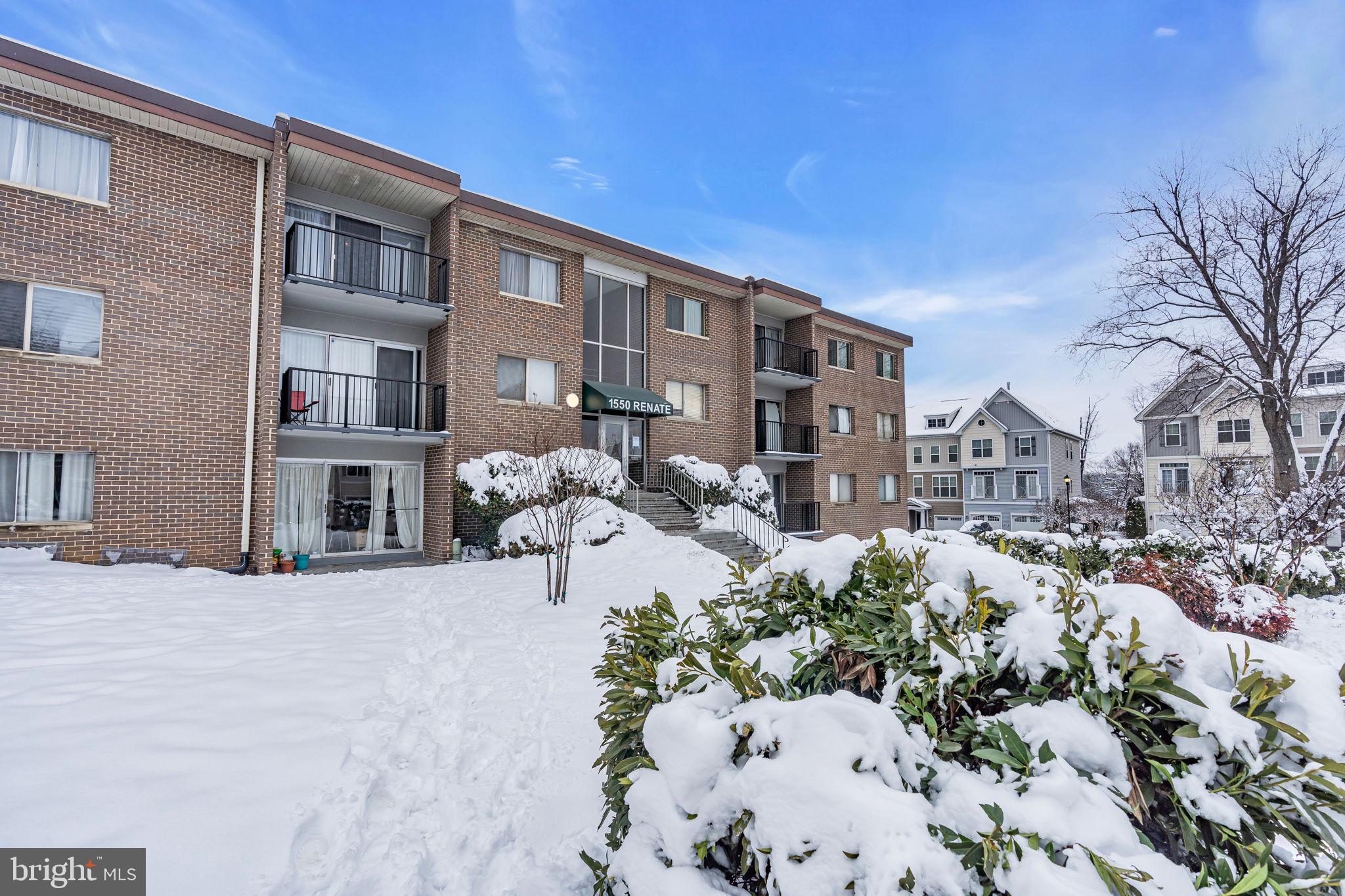 OCCOQUAN RIDGE CONDO - Residential Lease