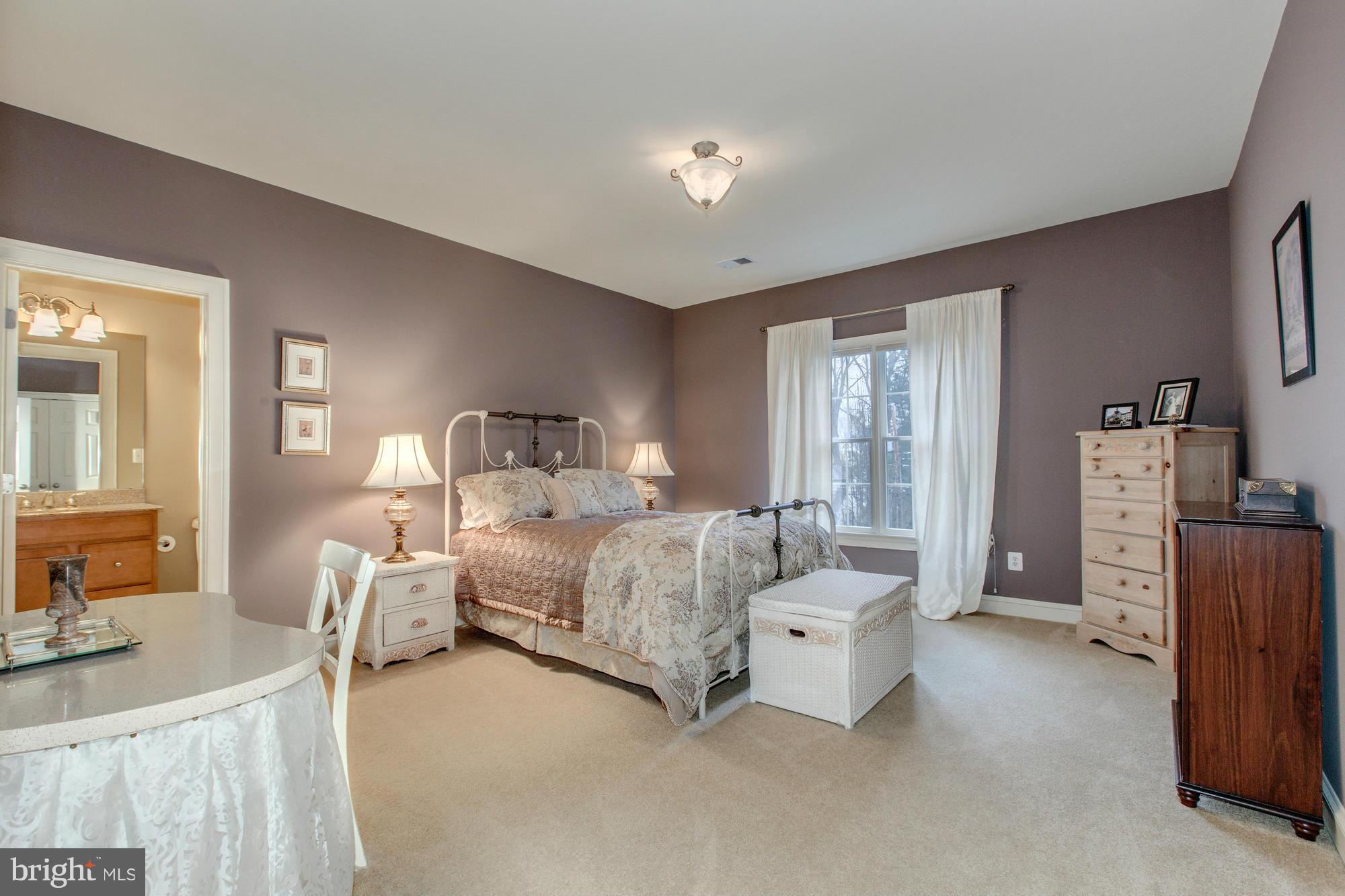 HANSBOROUGH - Residential