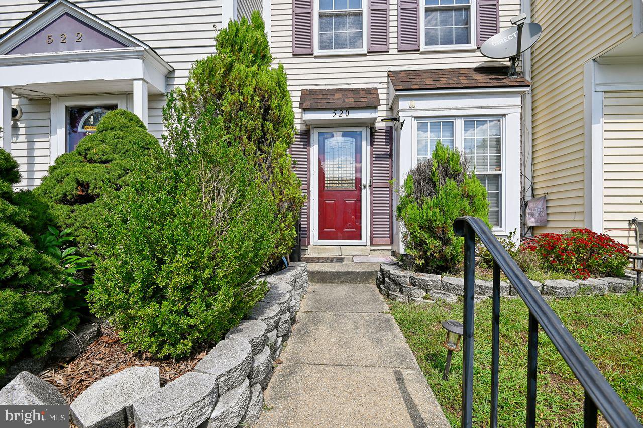 CLOVERLEAF TOWNHOUSES - Residential