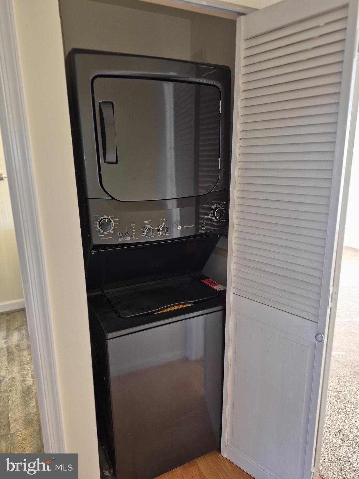 CLOVERLEAF TOWNHOUSES - Residential