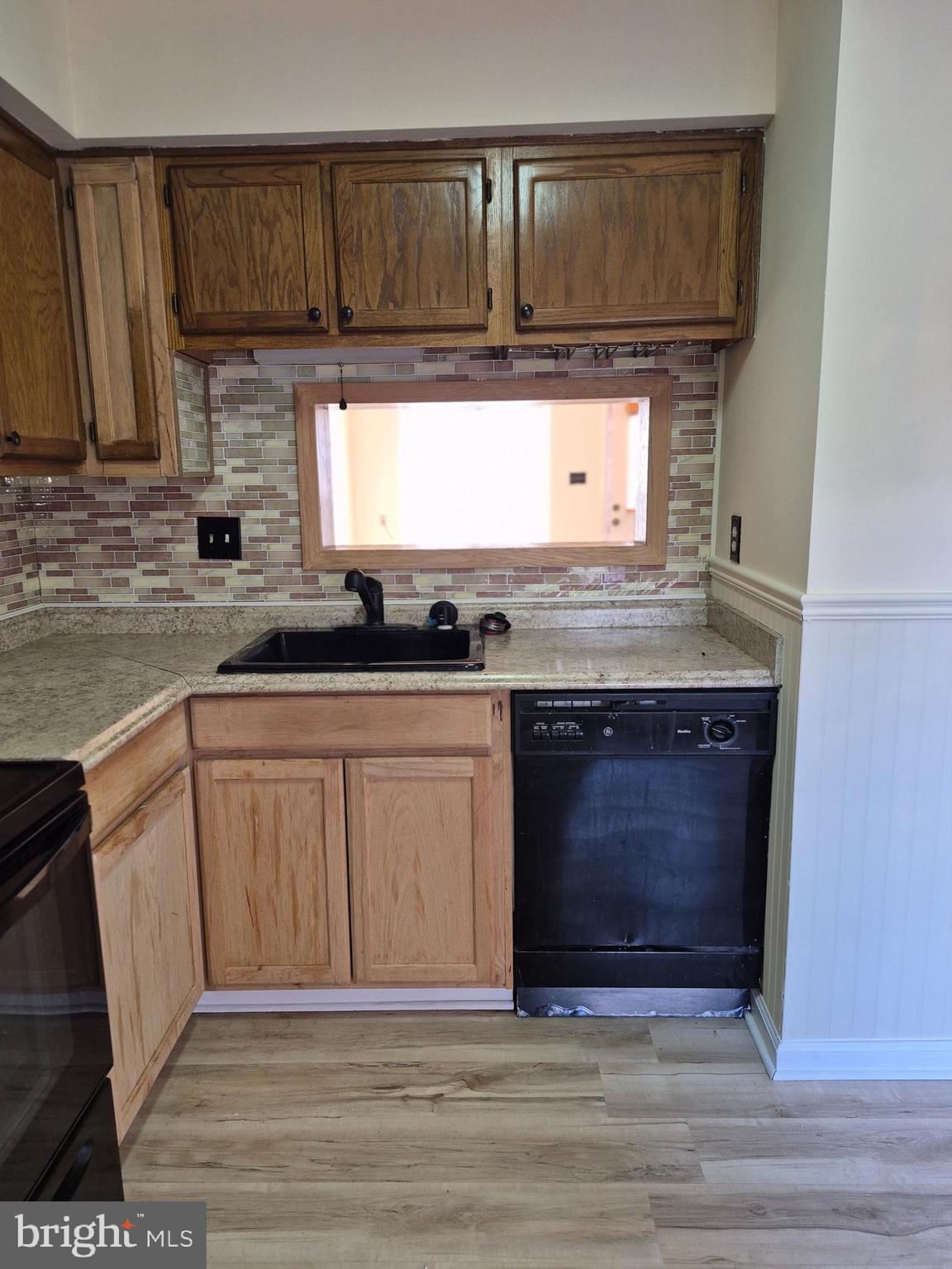 CLOVERLEAF TOWNHOUSES - Residential