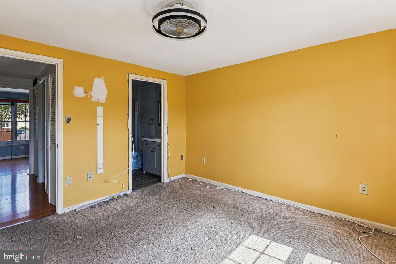 CLOVERLEAF TOWNHOUSES - Residential