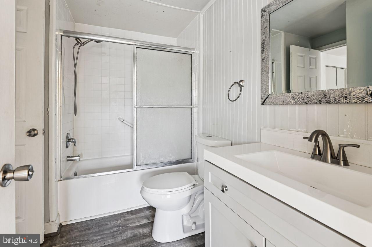 CLOVERLEAF TOWNHOUSES - Residential