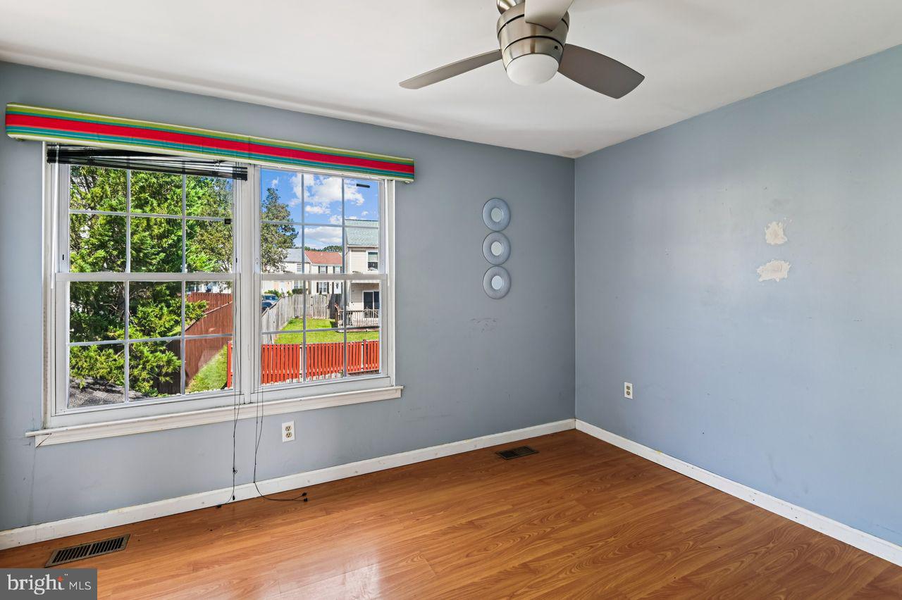 CLOVERLEAF TOWNHOUSES - Residential