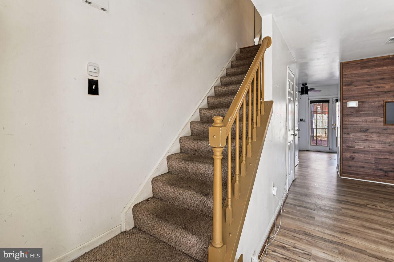 CLOVERLEAF TOWNHOUSES - Residential