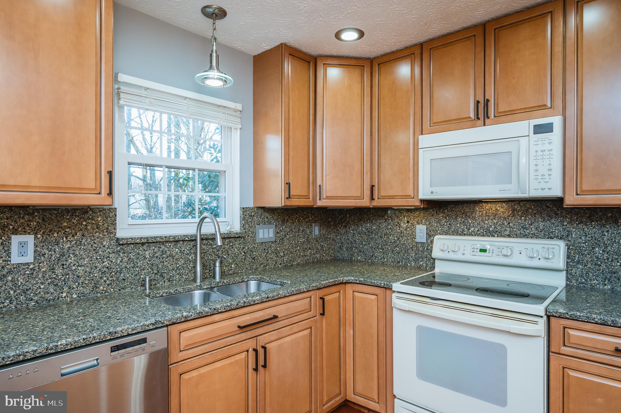 RED FOX FARMS - Residential Lease