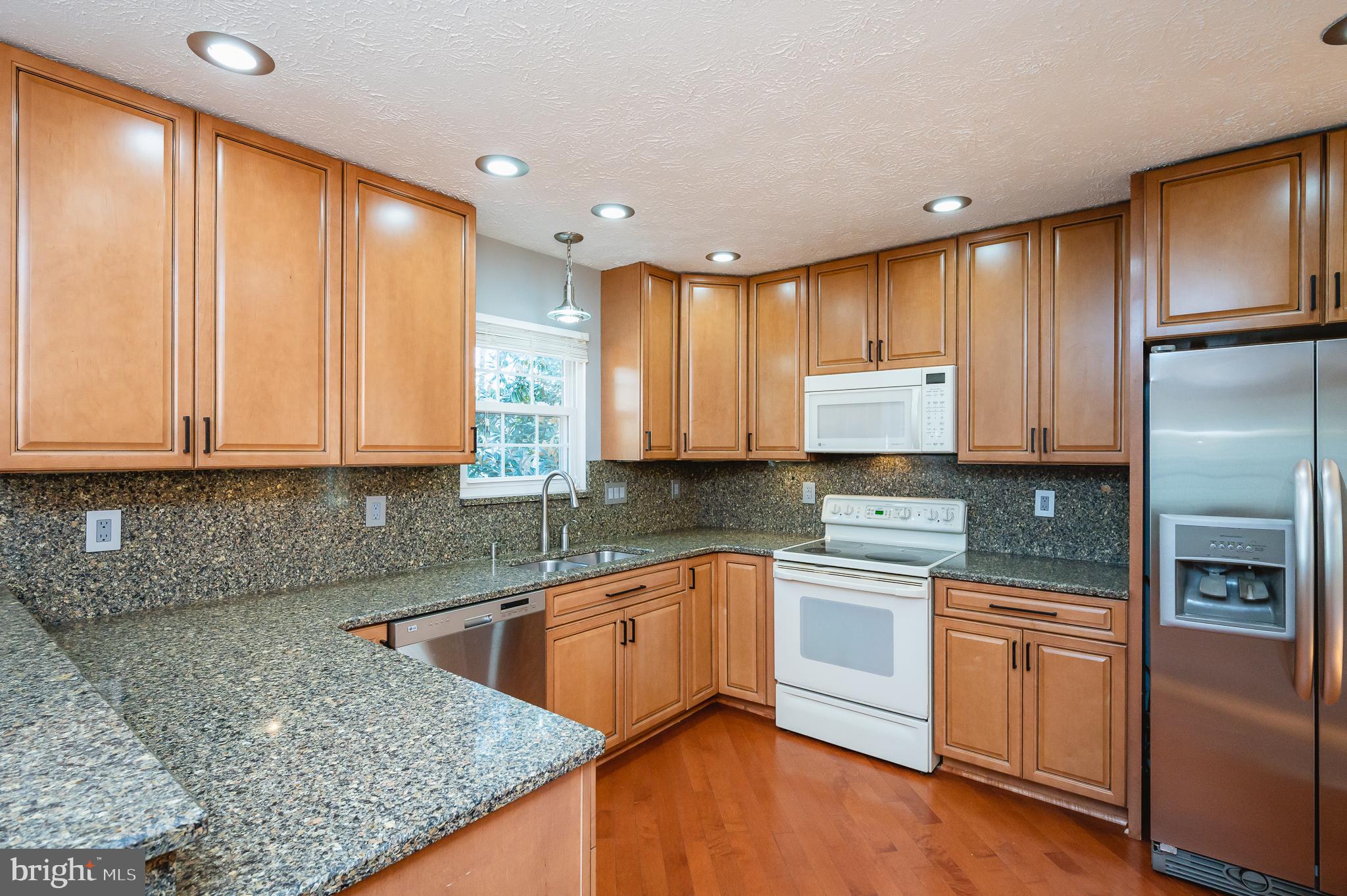 RED FOX FARMS - Residential Lease