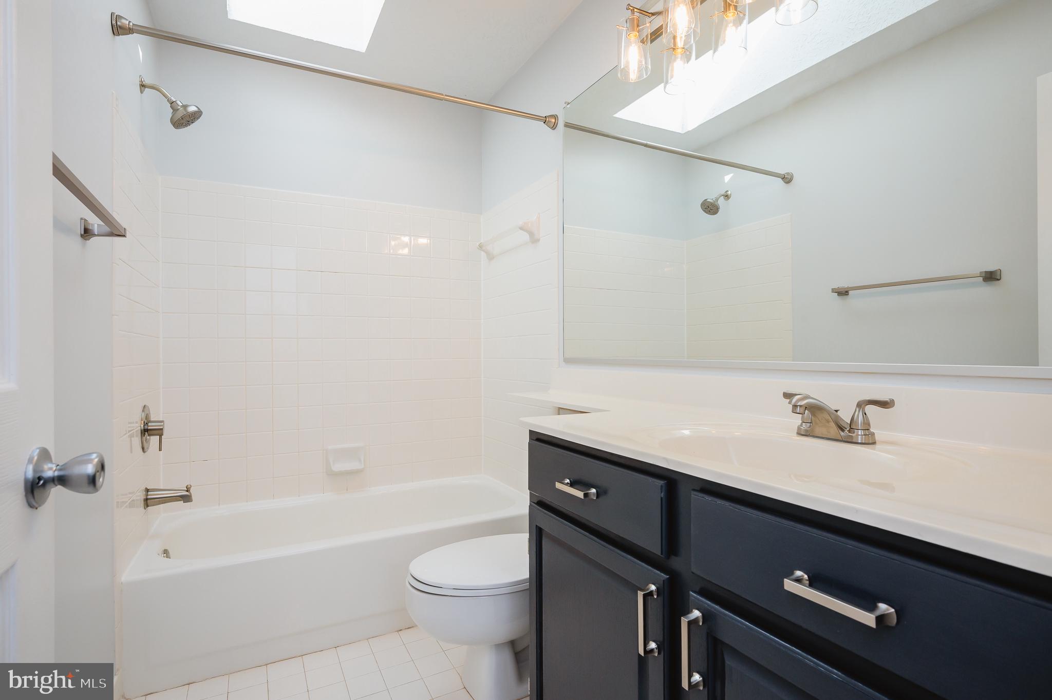 RED FOX FARMS - Residential Lease