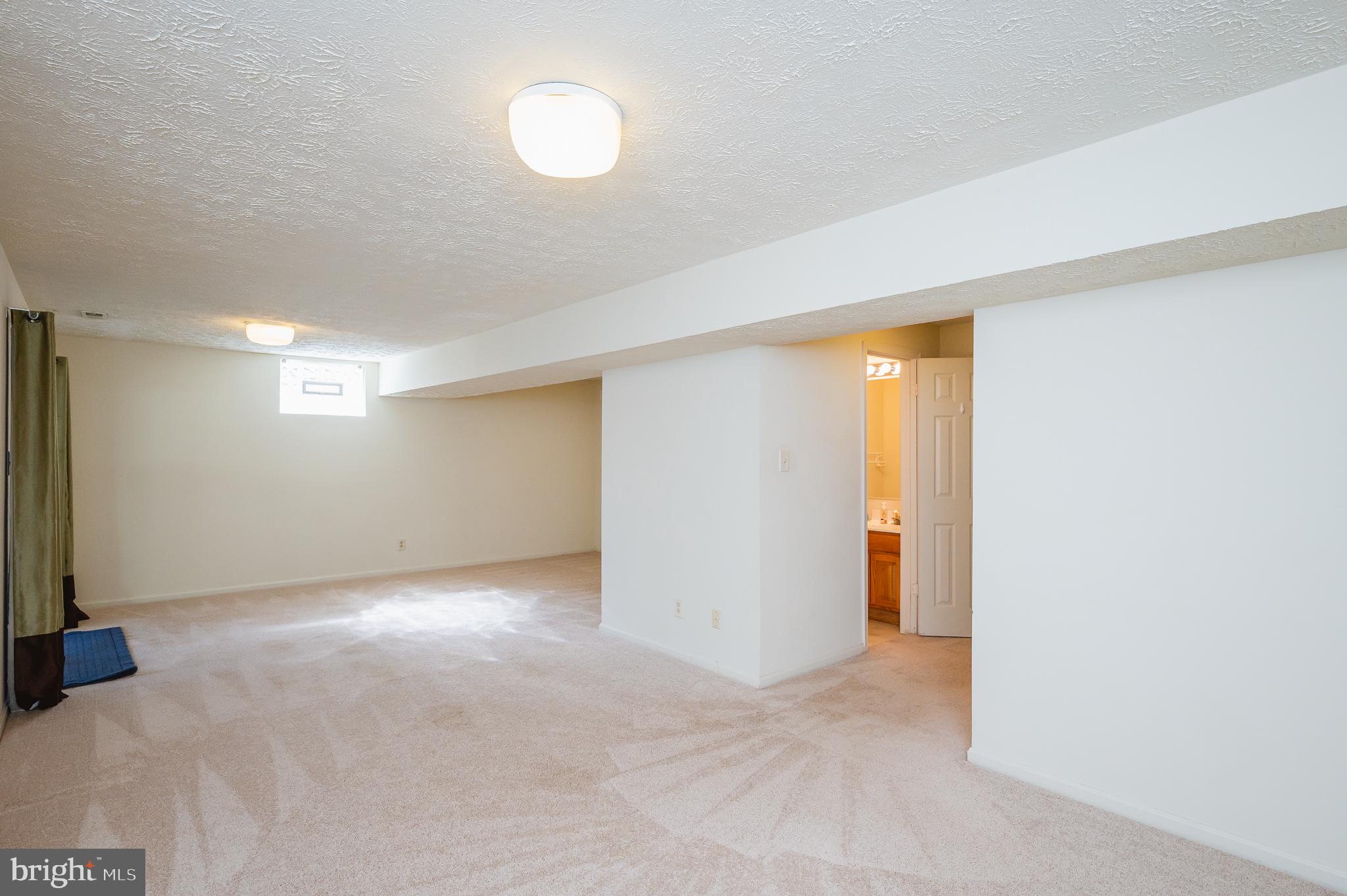 RED FOX FARMS - Residential Lease