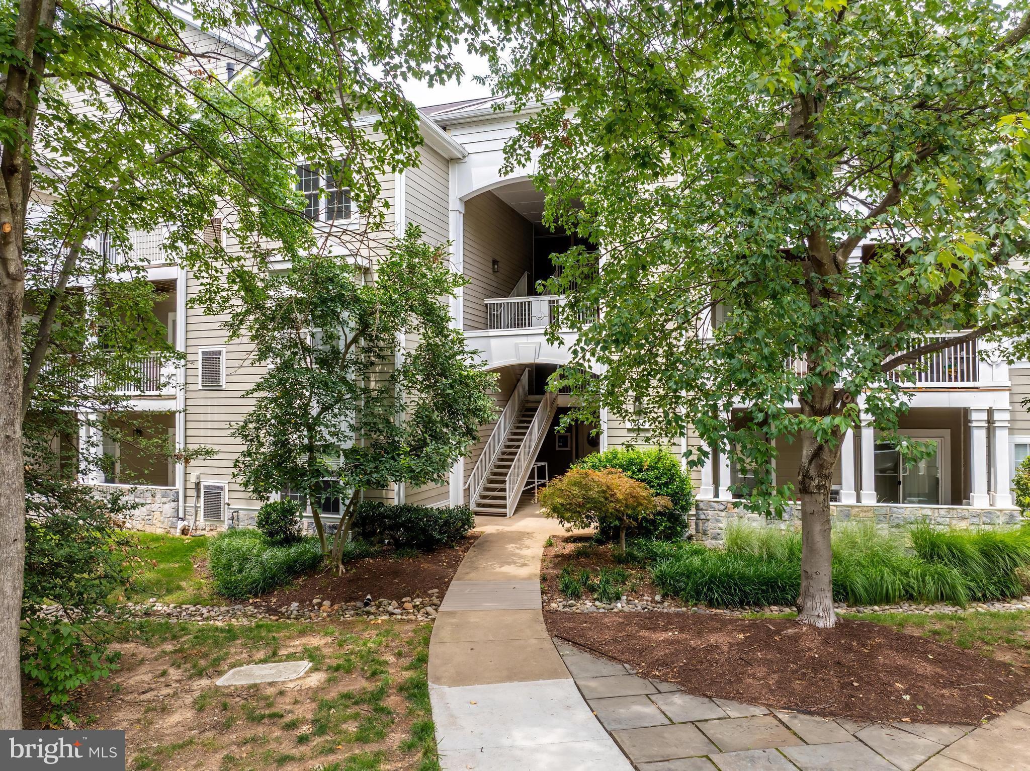 1700 LAKE SHORE CREST DRIVE 25