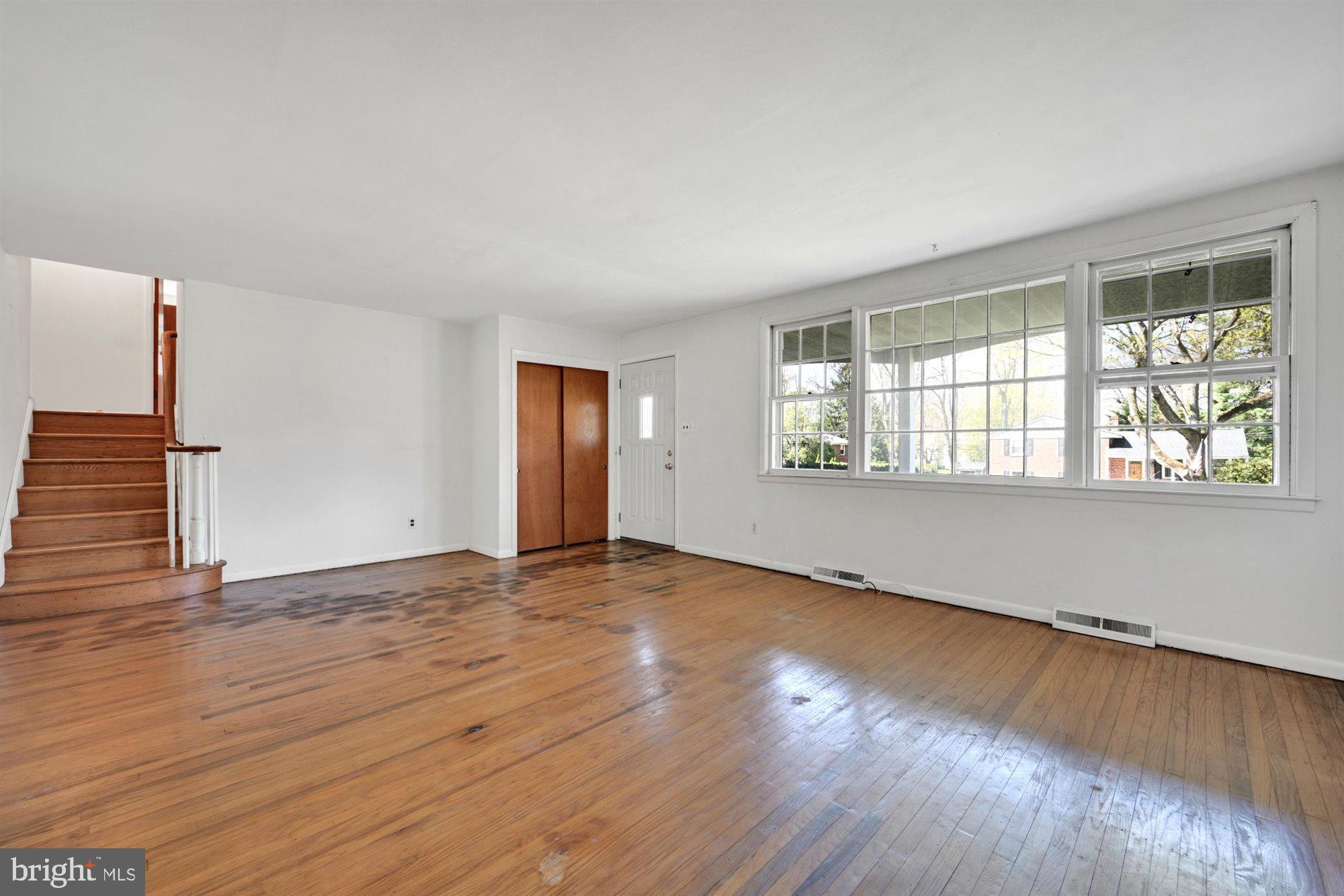 SCOTS GLEN - Residential