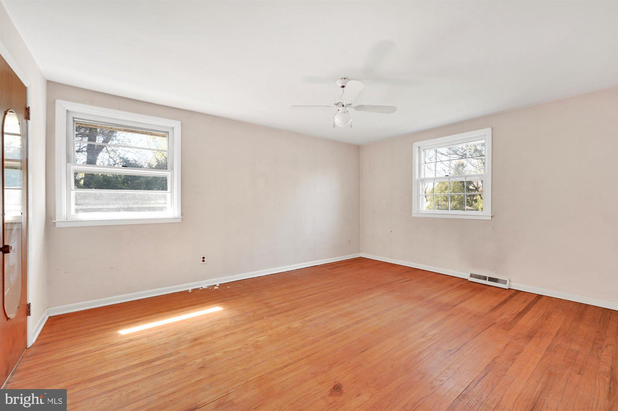 SCOTS GLEN - Residential