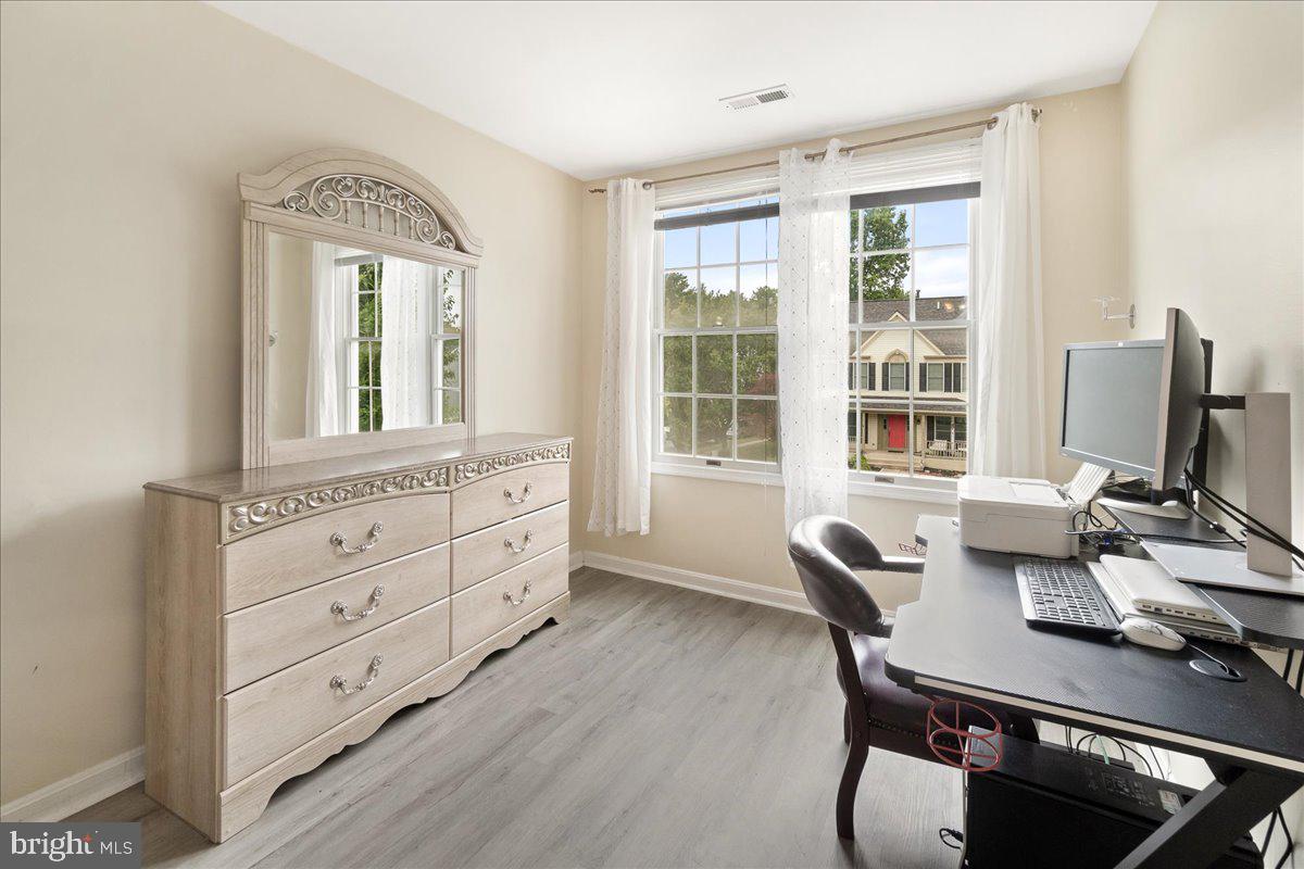 MONARCH RIDGE - Residential