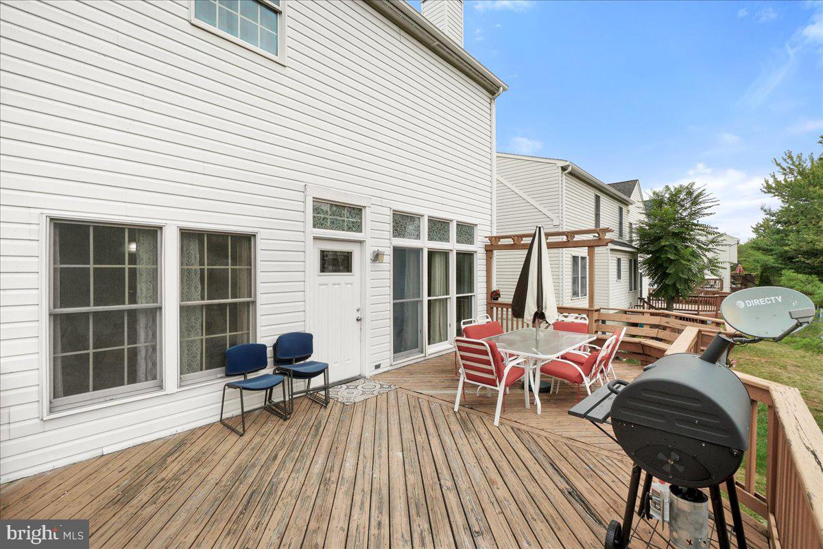 MONARCH RIDGE - Residential