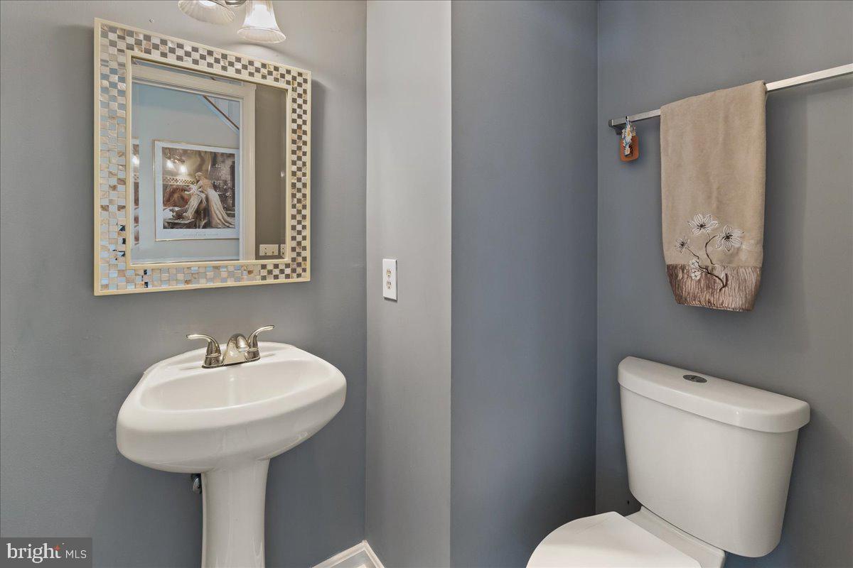 MONARCH RIDGE - Residential