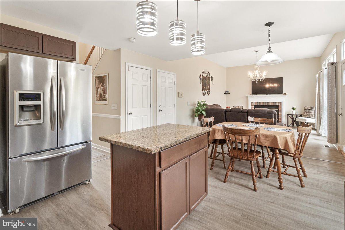 MONARCH RIDGE - Residential