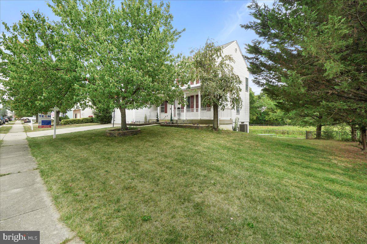 MONARCH RIDGE - Residential