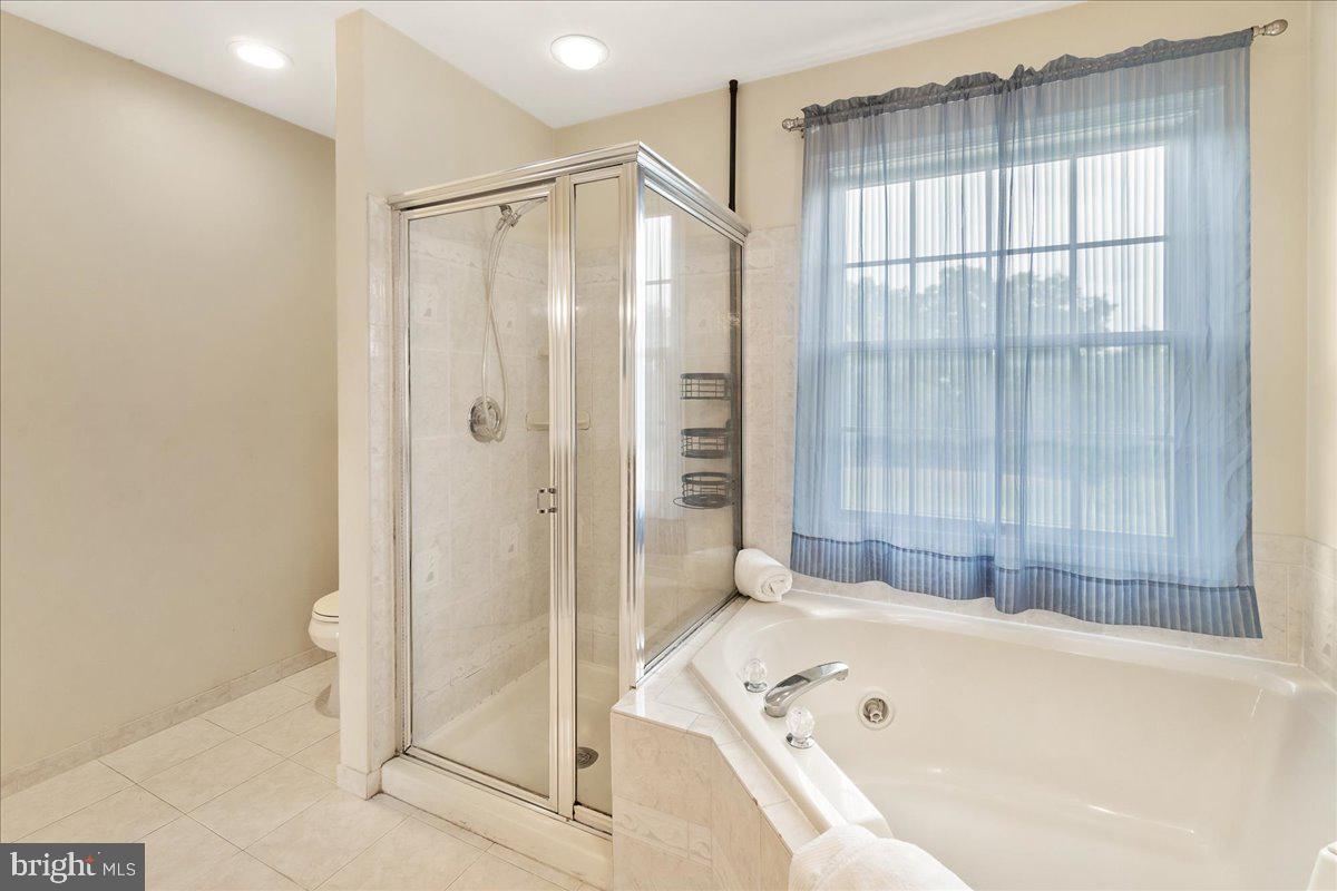 MONARCH RIDGE - Residential