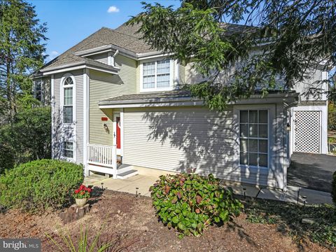 Photo of 205 Country Place Drive, Lancaster, PA 17601 (MLS # PALA2059354)