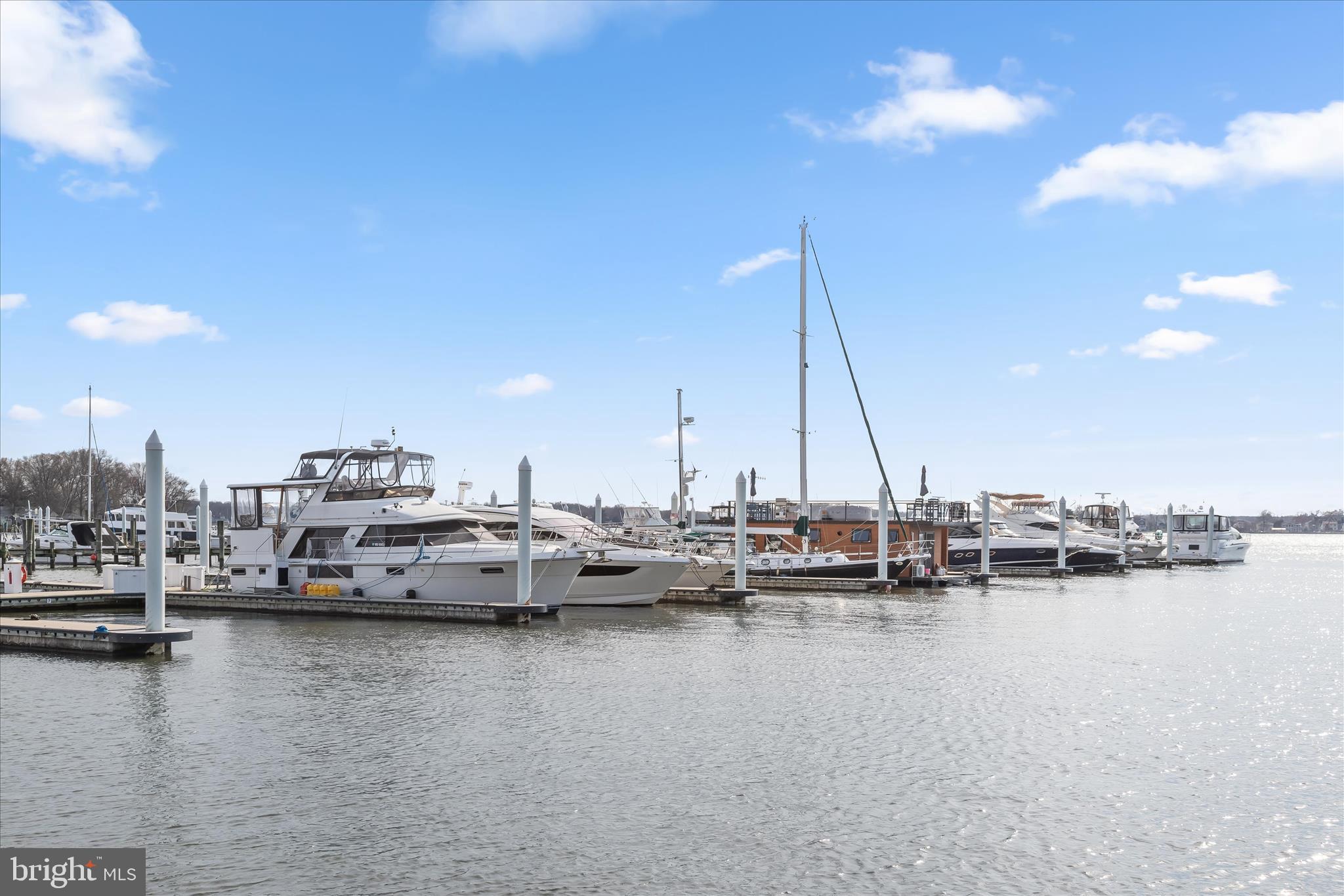 CARROLL CREST - Residential