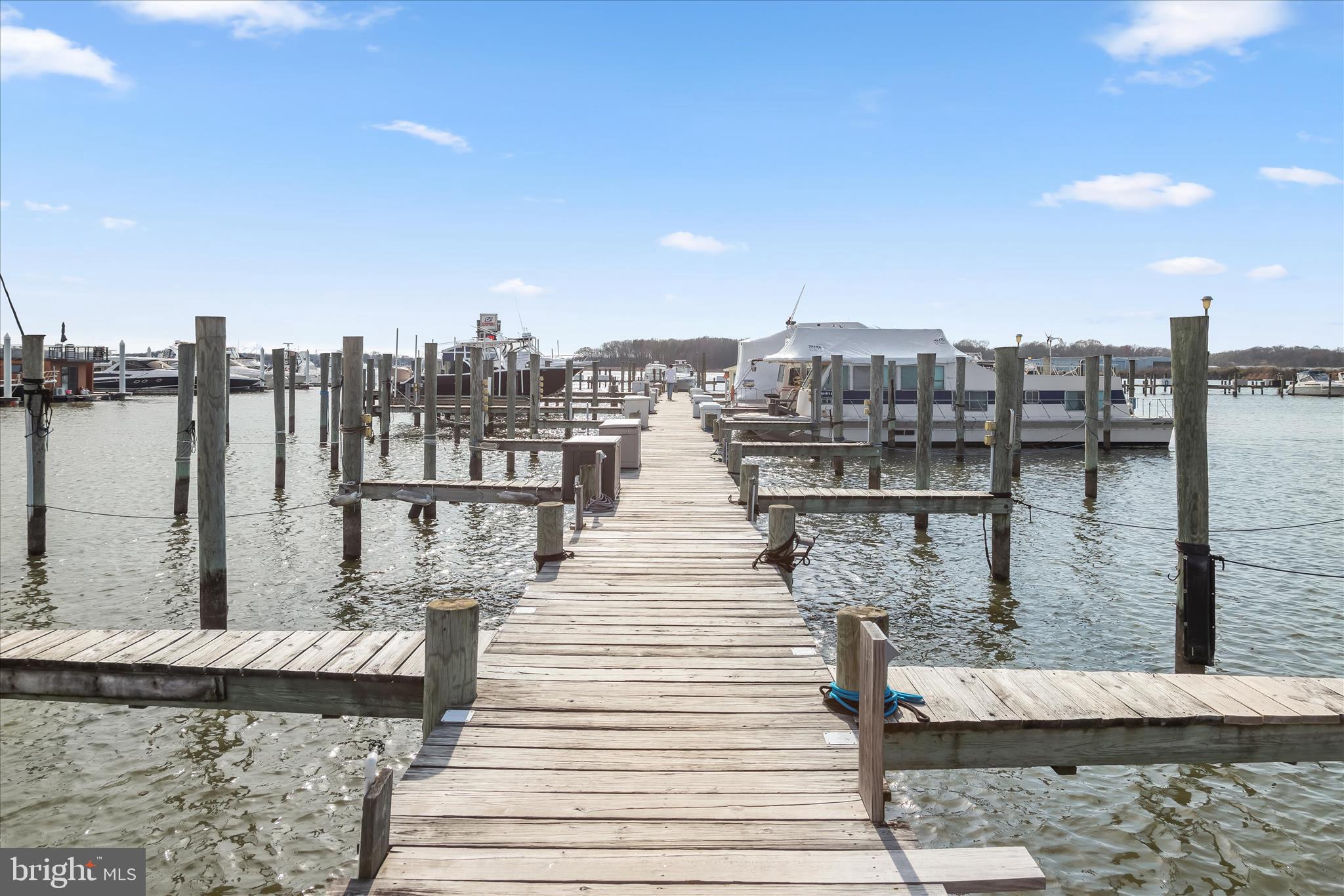 CARROLL CREST - Residential